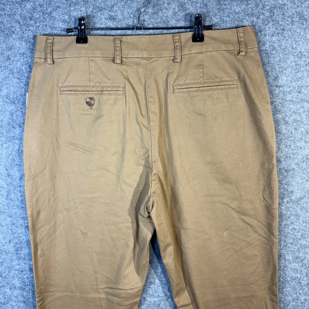 Old‎ Navy Mens Ultimate Athletic Built In Flex Khaki Chino Pants 33x32